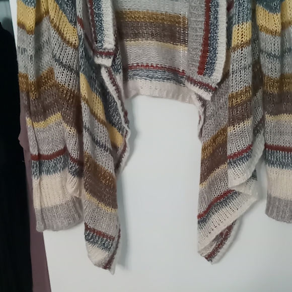 Sweater - Picture 2 of 3